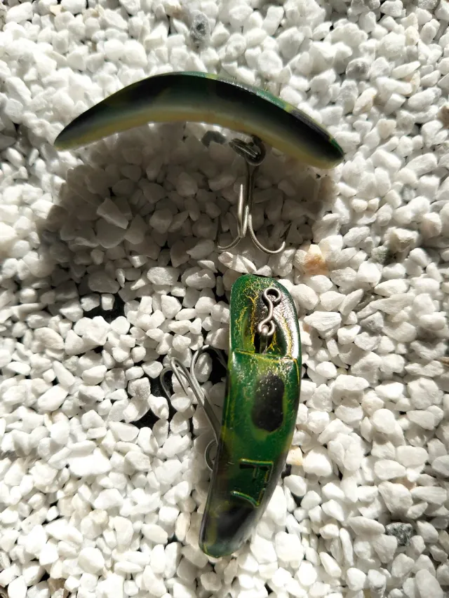 2 Esche vintage Flatfish F7