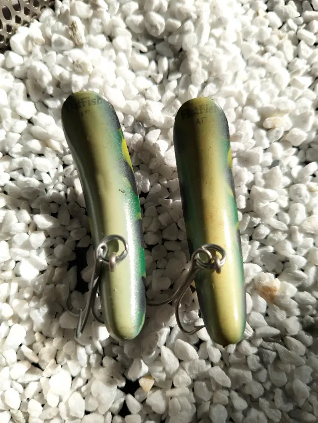 2 Esche vintage Flatfish F7
