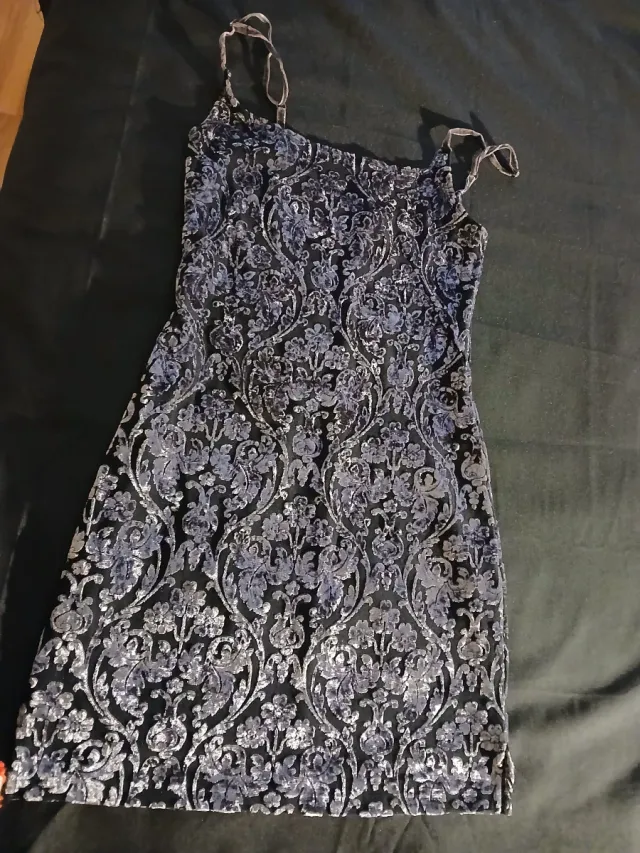 Vestido corto con estampado floral