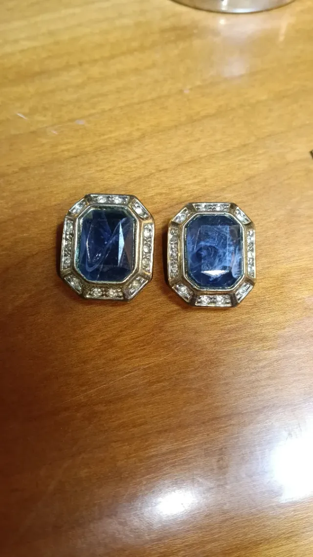Orecchini vintage con pietre blu