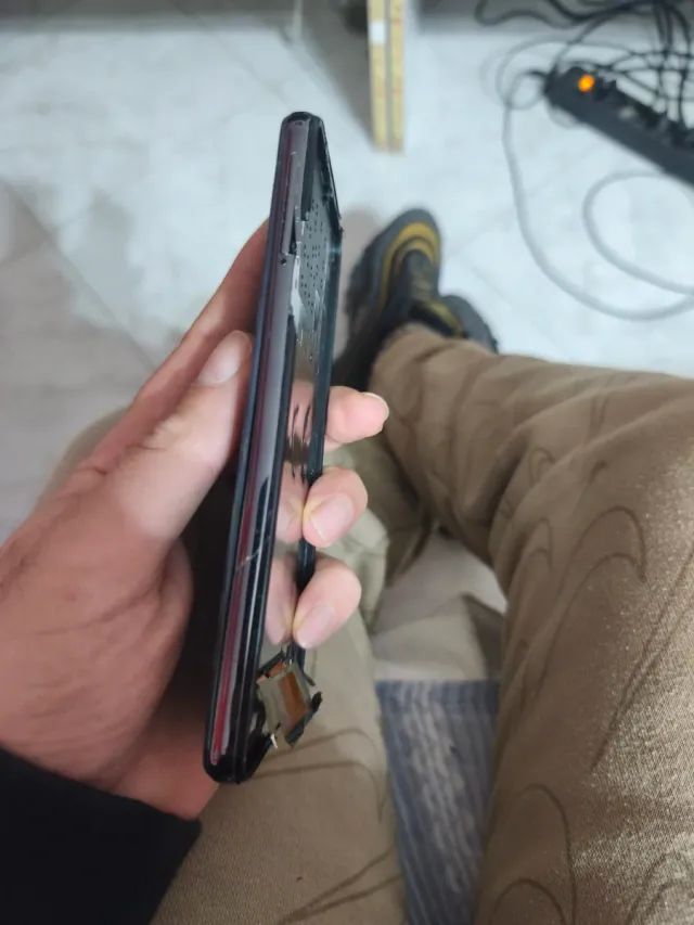 Samsung A32 per ricambi - schermo non funzionante