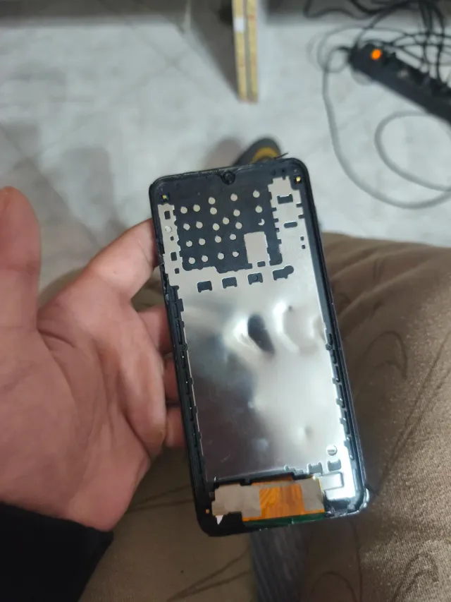 Samsung A32 per ricambi - schermo non funzionante