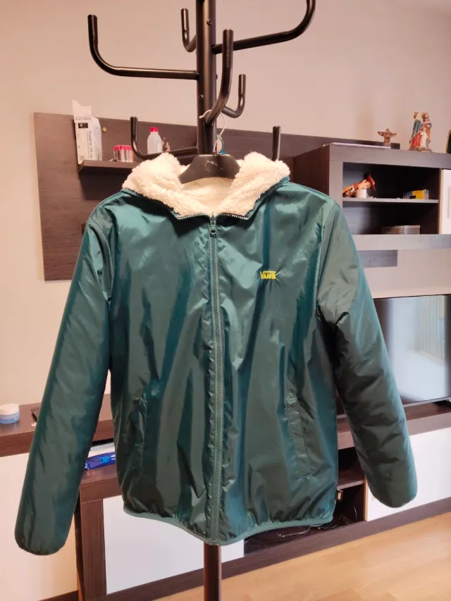 Chaqueta Vans verde forro borreguito