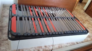 Cama eléctrica motorizada