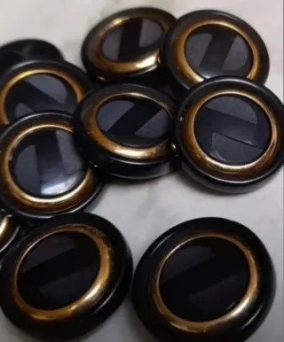 Lote 14 botones- 7 modelos