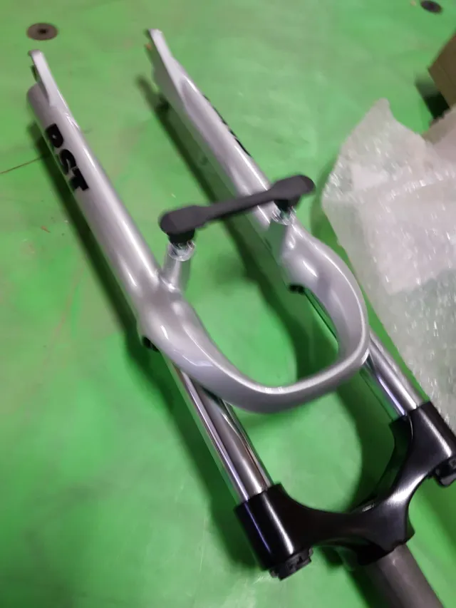 Forcella 26" RST 1" con filettatura MTB