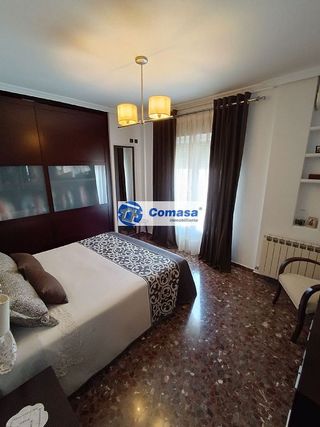 Casa adosada en venta en Martos