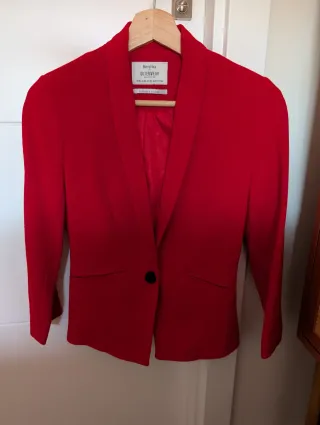 Chaqueta americana Bershka Roja Talla XS