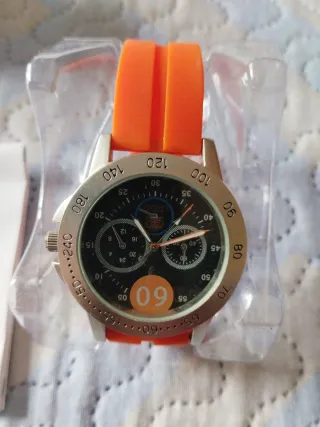 Reloj Plata y Blanco