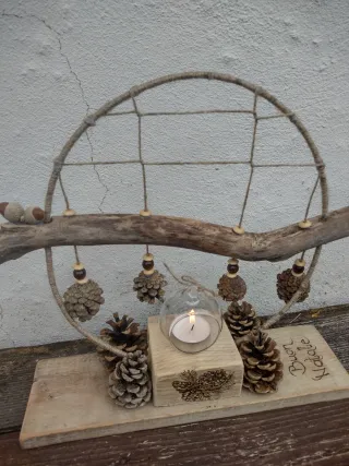 Decorazione Natalizia Legno e Pigne