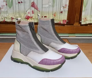 Botín deportivo piel. Hispanitas. T.37