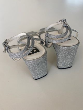 Tacones Bimba y Lola Glitter Plata Talla 36