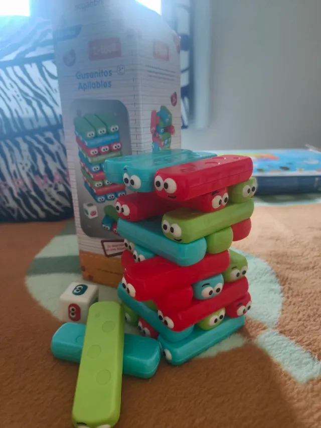 Juego Gusanitos Apilables T-Toca