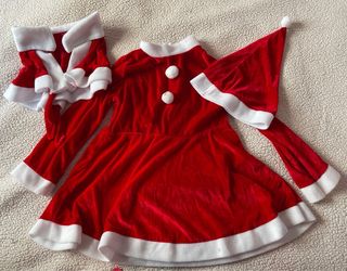 Traje Noel con capa y gorro talla 5-6 años