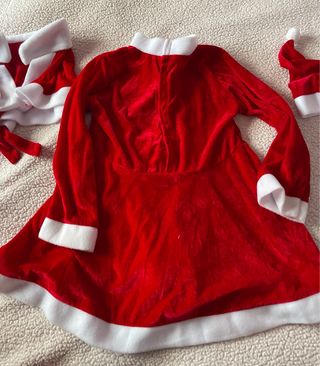 Traje Noel con capa y gorro talla 5-6 años