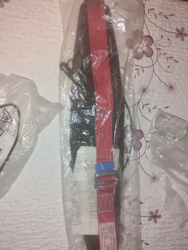 Cinturón de seguridad y cuerda