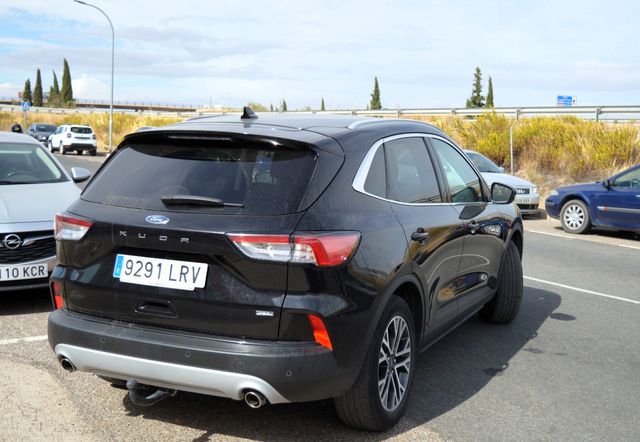 FORD Kuga Titanium 2.5 Duratec PHEV Auto