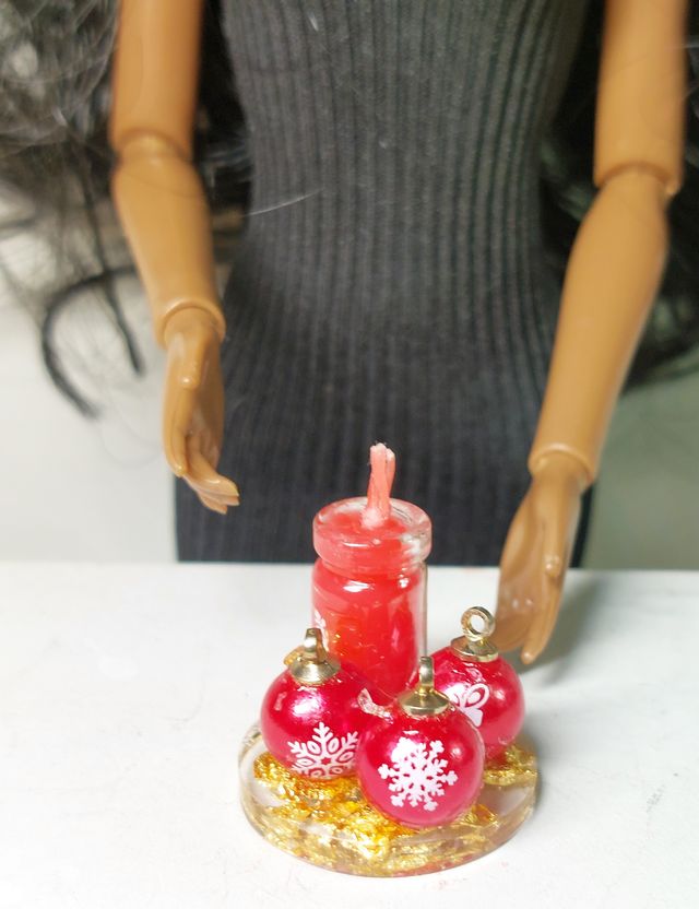 Centro de velas 1:6 para Barbie hecho a mano