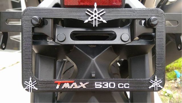 Soporte Matrícula Yamaha TMAX