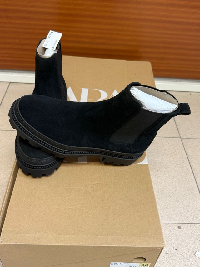 Botas Zara Hombre Talla 43 Negras