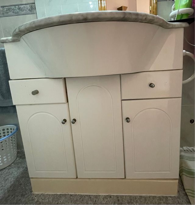 Mueble de baño con lavabo