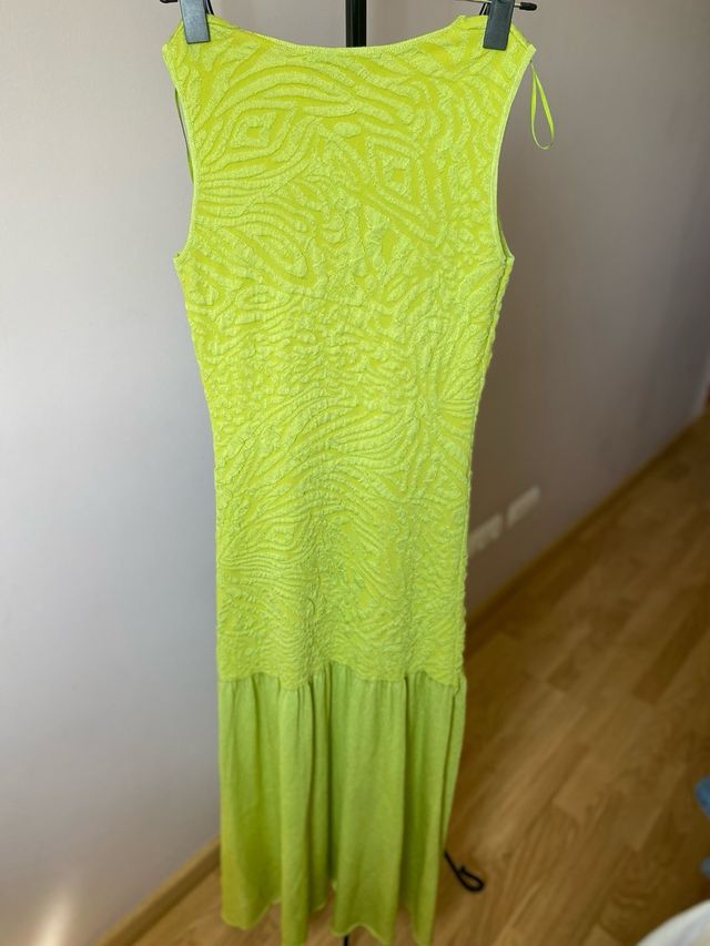 Vestido Zara verde lima nuevo