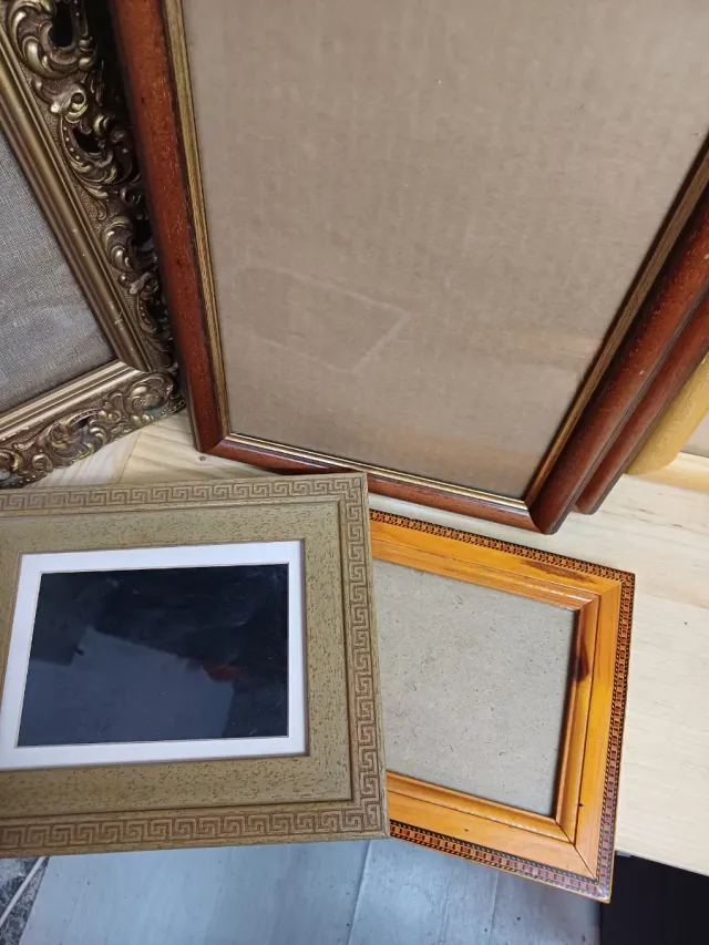 LOTE DE MARCOS Y PORTAFOTOS