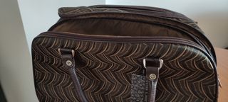 Bolso grande estampado..45 largo.30 alto.22 fondo.