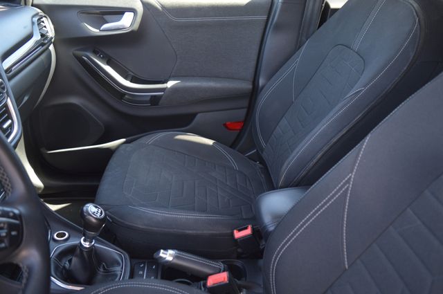 FORD Puma 1.0 EcoBoost Titanium Design MHEV