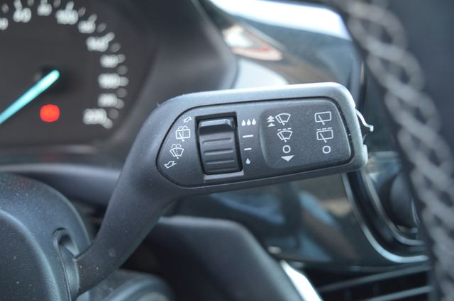 FORD Puma 1.0 EcoBoost Titanium Design MHEV