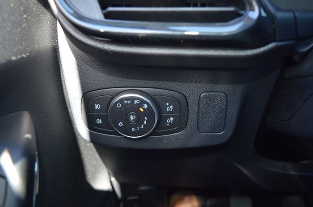 FORD Puma 1.0 EcoBoost Titanium Design MHEV