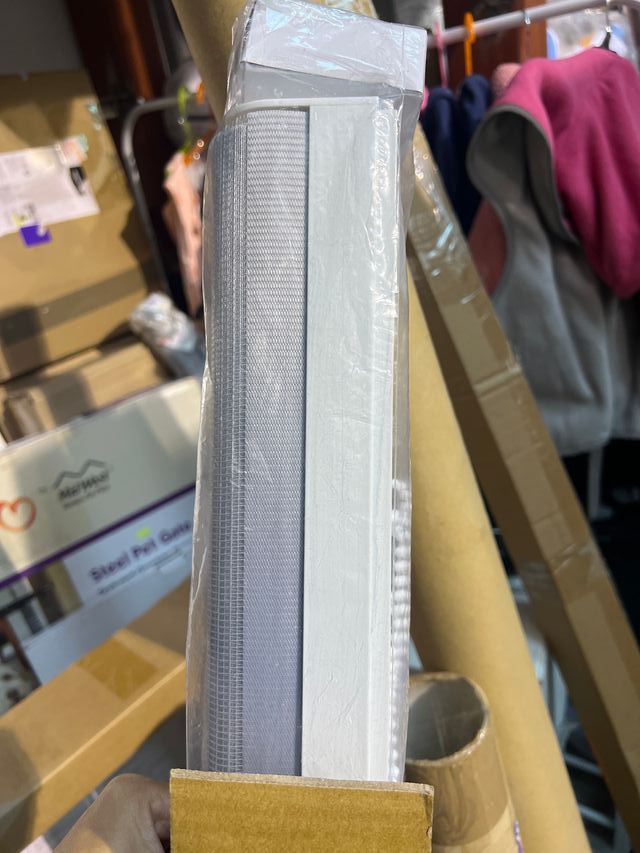 Estor Día y Noche Gris y Blanco