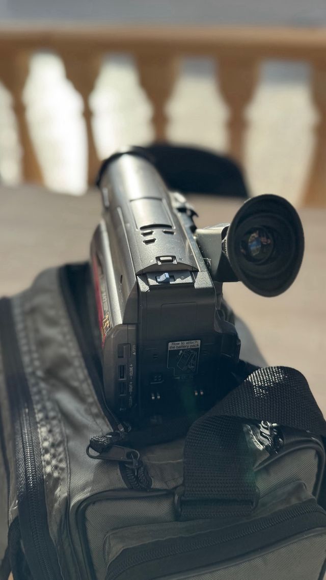 Videocamera Panasonic VX22 SlimVision