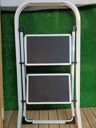 SONGMICS GSL12WT Escalera Plegable con 2 Peldaños 