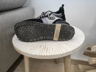 Liu.Jo bambas plataforma negras y plateadas