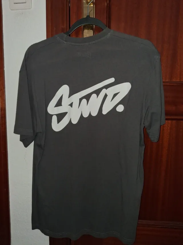 Camiseta Pull&Bear gris