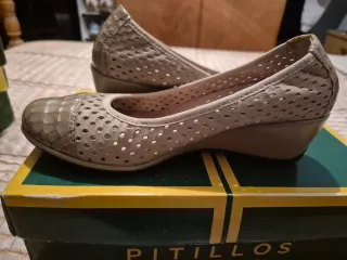 Zapatos Pitillos Verano Mujer Beige/Oro.