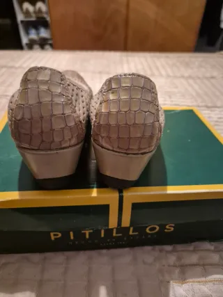 Zapatos Pitillos Verano Mujer Beige/Oro.