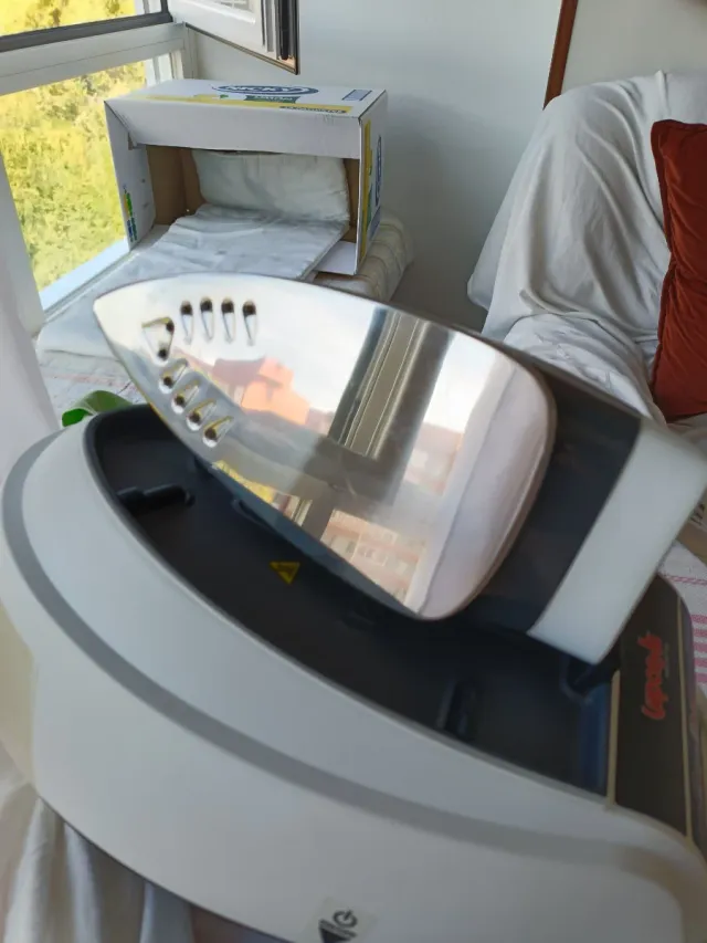 Centro de Planchado Polti