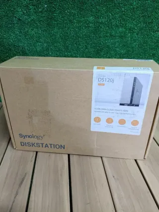 Synology Solución NAS DS120j 1 Bay