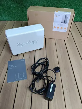 Synology Solución NAS DS120j 1 Bay