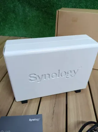 Synology Solución NAS DS120j 1 Bay