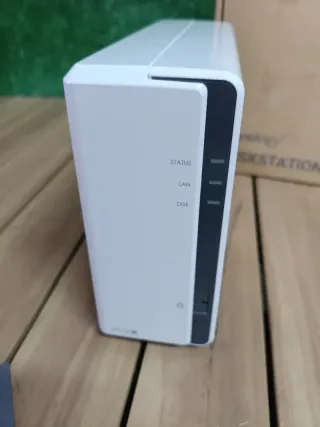 Synology Solución NAS DS120j 1 Bay