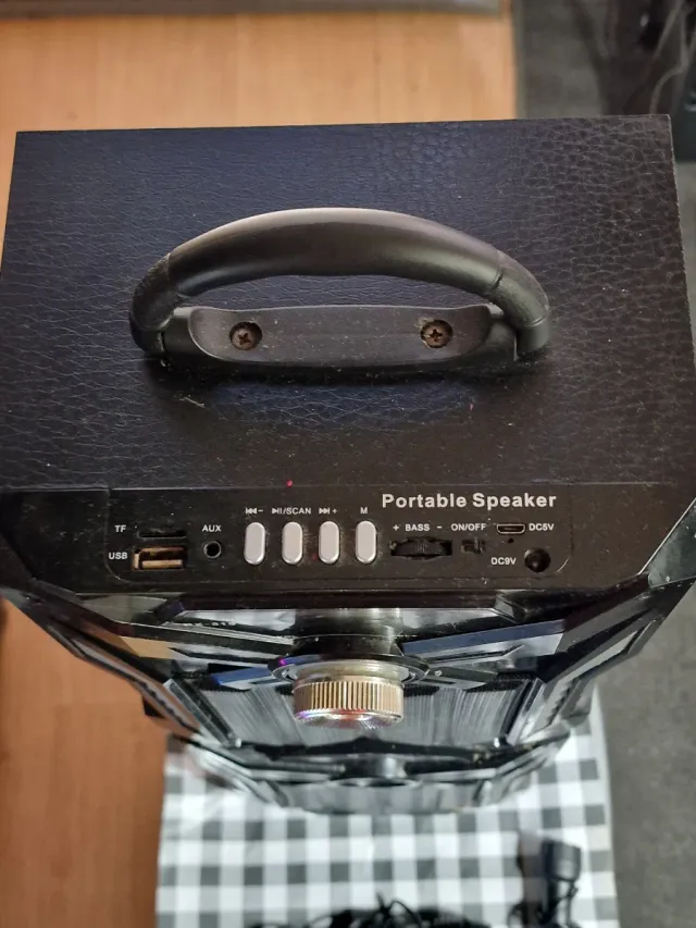 - Altavoz Karaoke RX-515 Negro - Microfono