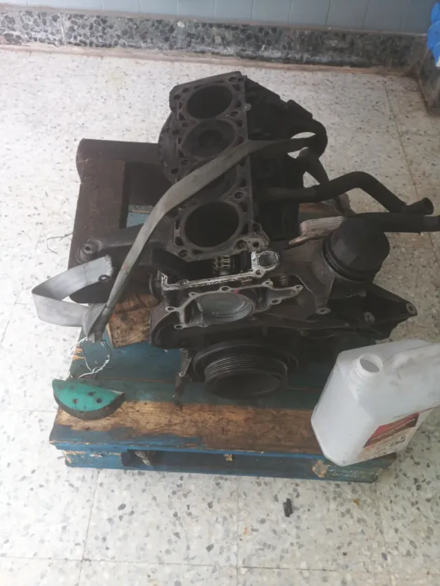 Bloque Mercedes C22 646811