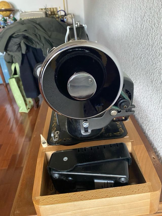 Máquina de coser Alfa S.A. Eibar España
