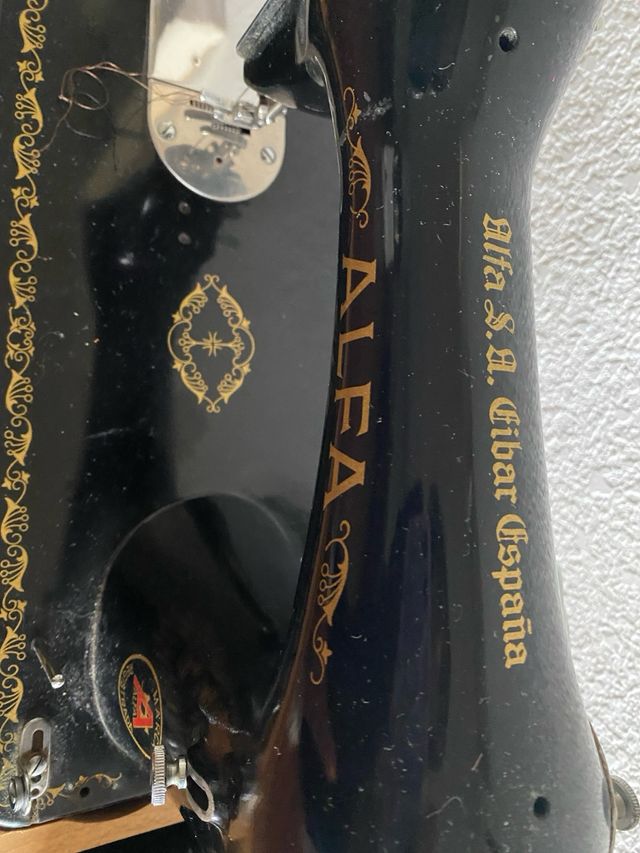 Máquina de coser Alfa S.A. Eibar España