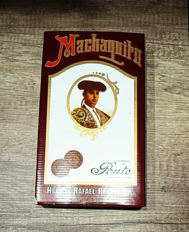 Estuche Miniaturas Licores Machaquito