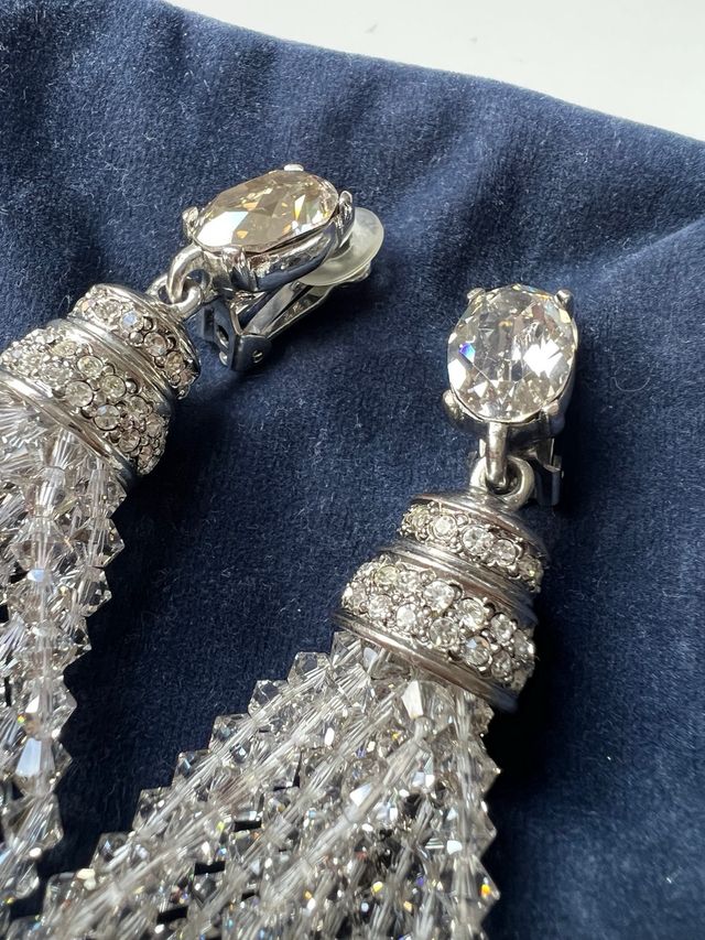 Oscar de la Renta Pendientes Clip Borla