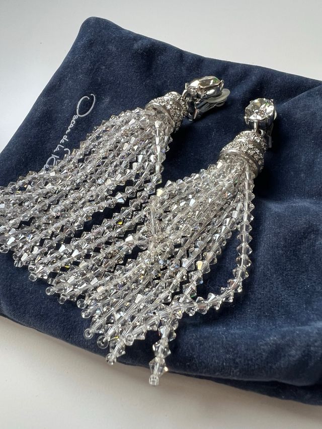 Oscar de la Renta Pendientes Clip Borla